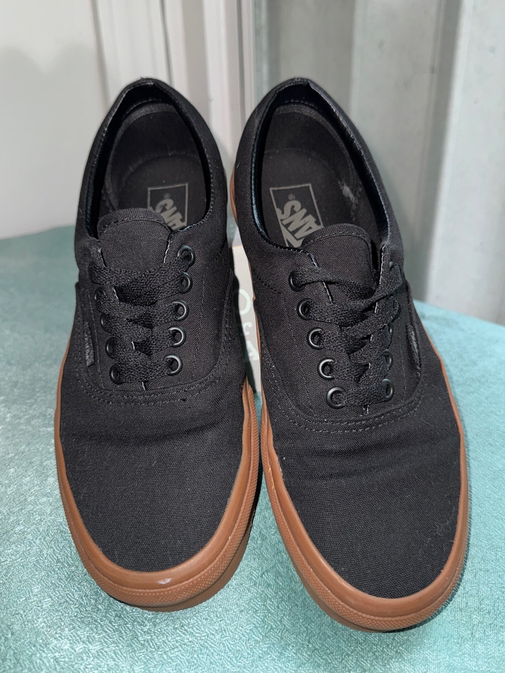 Vans Era 'Black Gum' Low-Top Skate Shoes